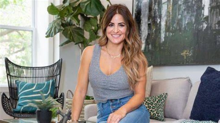 Alison Victoria's Married Life with Insurance Agent Husband