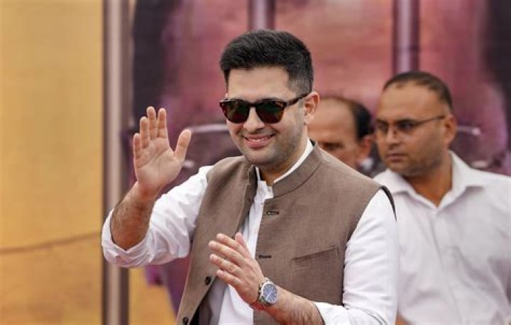 Amid online trolling, Raghav Chadha, Punjab minister meet Arshdeep's