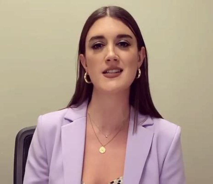 Amy Corbett Age, Height, Education, Net Worth, Partner