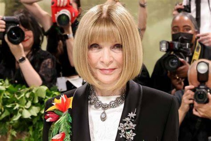 Anna Wintour Pictures See Photos Of The ‘Vogue’ EditorInChief
