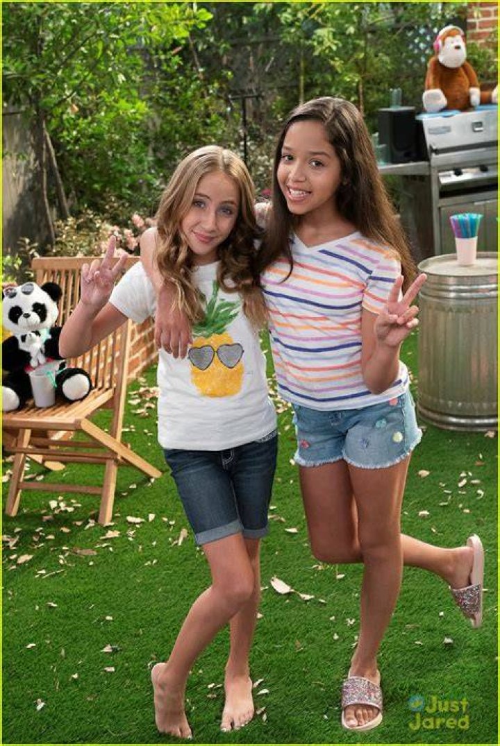 Ava Kolker Dishes How 'Girl Meets World' Prepared Her For New Series