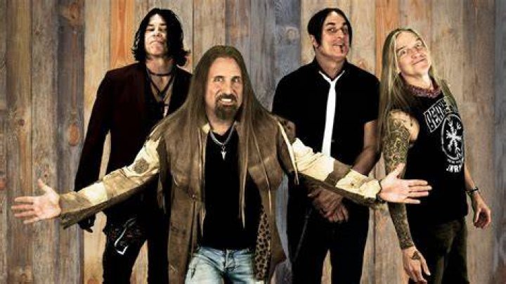 [B!] Jackyl's Jesse James Dupree Celebrates 25 Years of ChainsawDriven