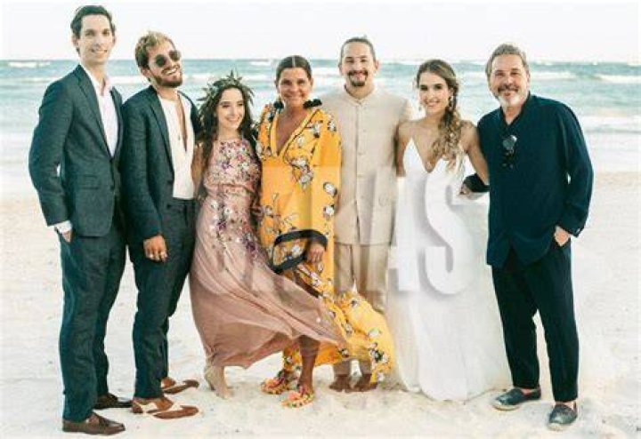 Caras Mauricio Montaner se casó en las playas de Tulum