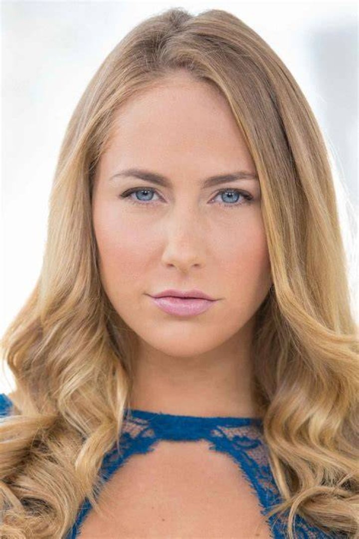 Carter Cruise Profile Images &mdash; The Movie Database (TMDB)