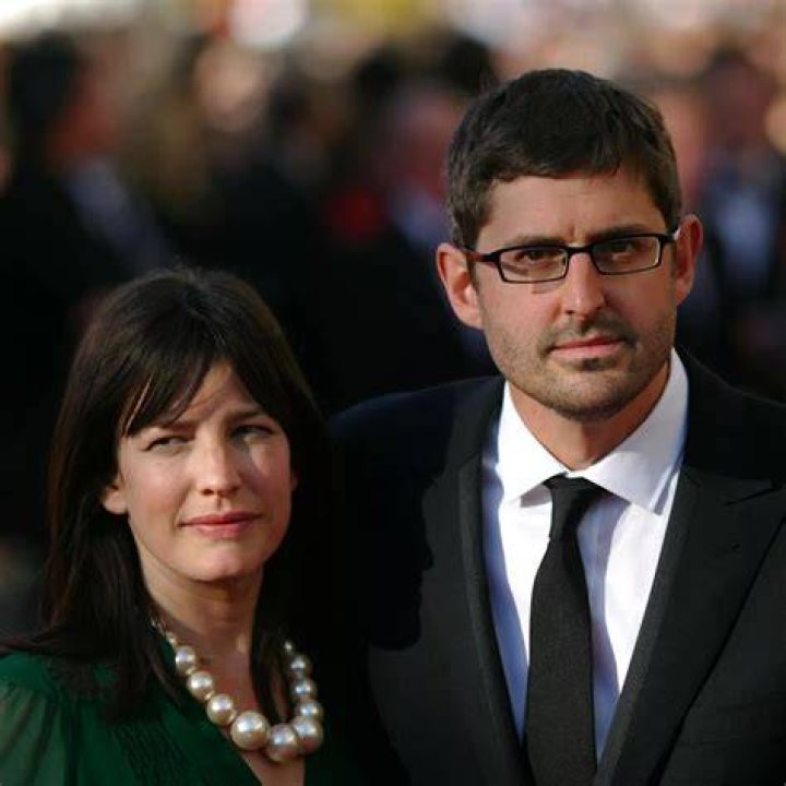 Louis Theroux 2018 Wife, net worth, tattoos, smoking & body facts Taddlr