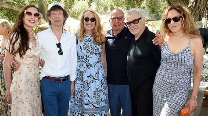 Mick Jagger helps Rupert Murdoch, Jerry Hall celebrate 30th anniversary