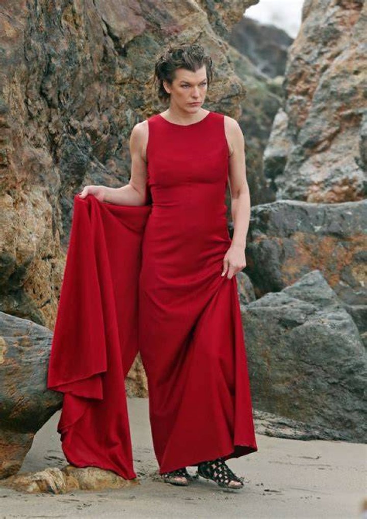 Milla Jovovich Photo Shoot in Malibu, January 2016 &bull; CelebMafia