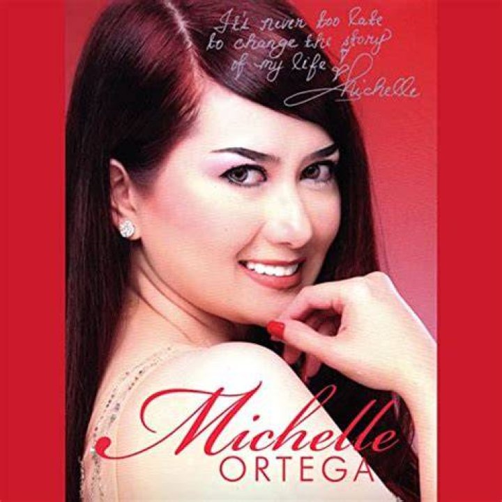 Pakaiibigin Ko by Michelle Ortega on Amazon Music
