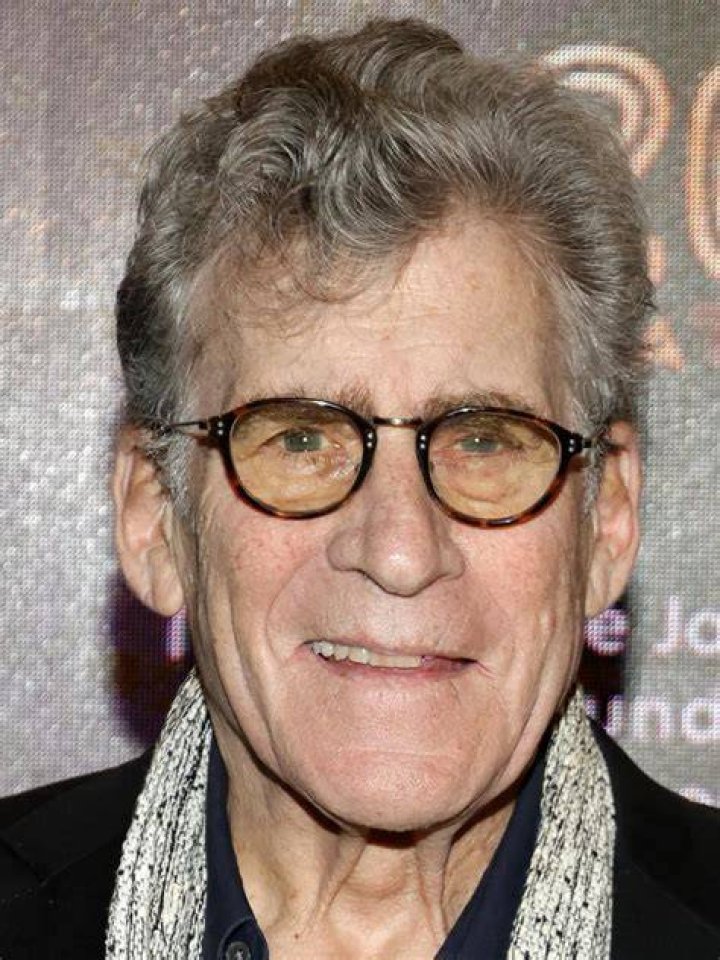 Paul Michael Glaser Quelle est sa taille