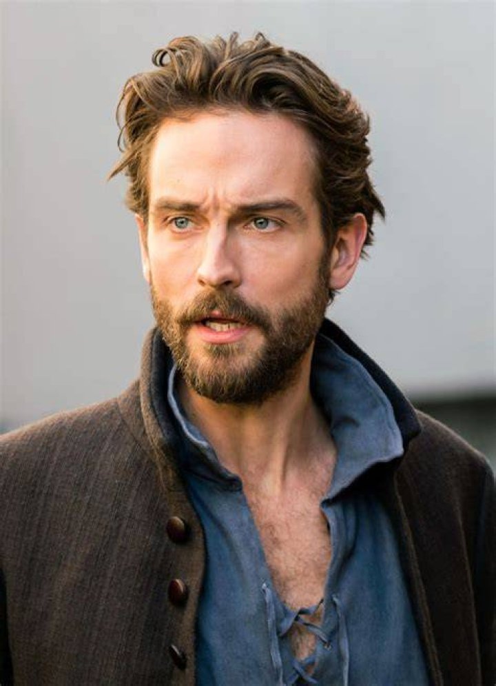 Photo de Tom Mison Photo Tom Mison AlloCiné
