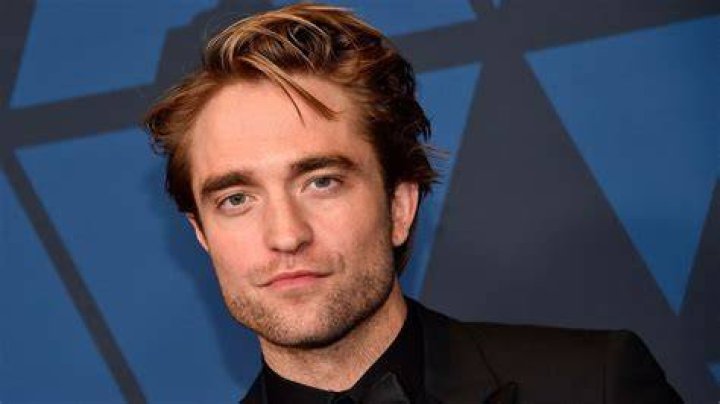 Robert Pattinson Biography, Age, Weight, Height, Friend, Like, Affairs