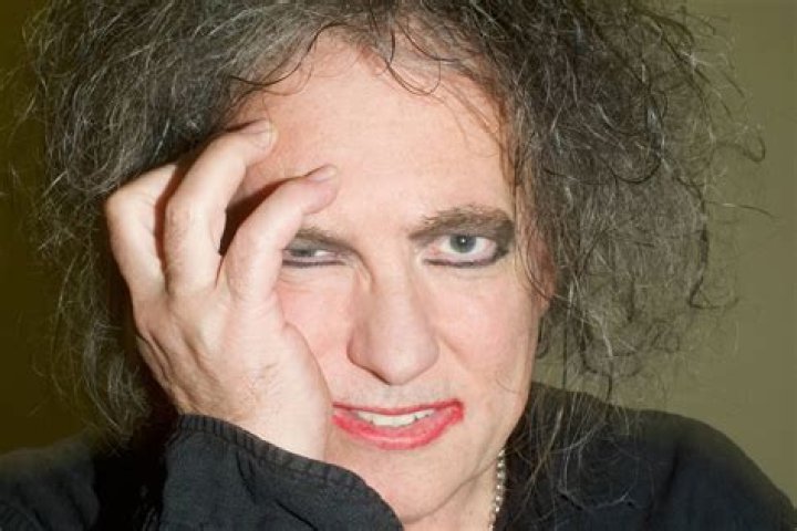 Robert Smith Explains Why He’s Made An Album Without The Cure “I’ve